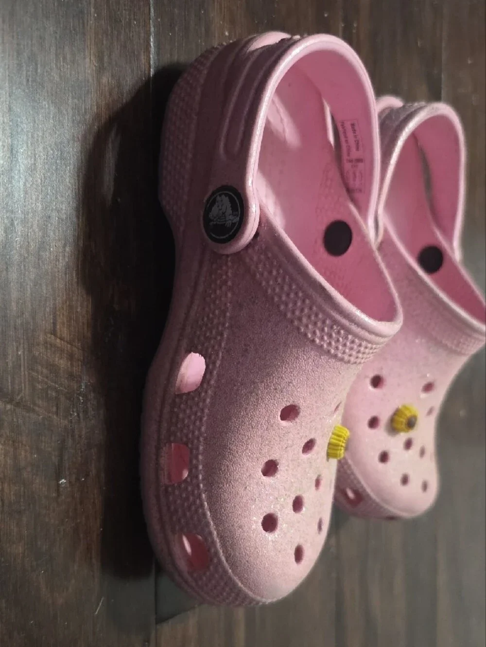 CROCS Pink Glitter Kids Clogs with Yellow Daisy Charm